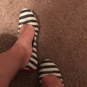 Ladies Lucky brand flats size 7.5 fits like a 7.